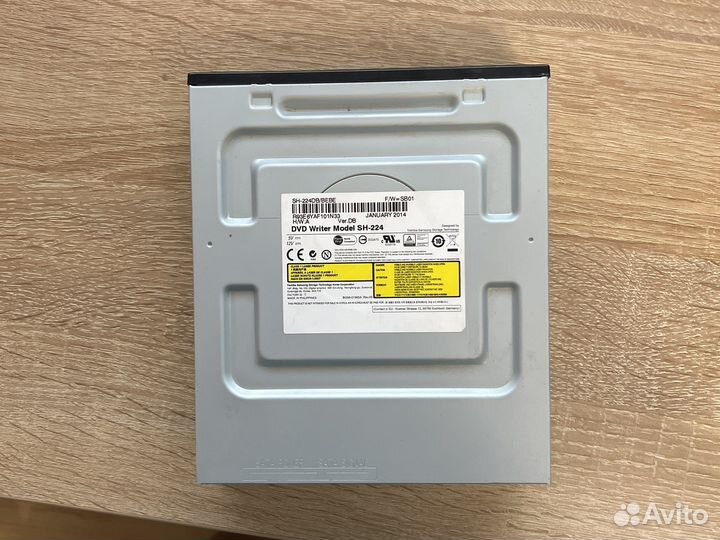 Dvd привод запись и чтение SATA