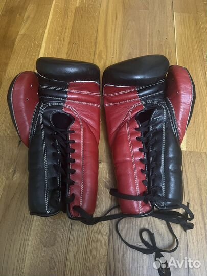 Боксерские перчатки 14 oz