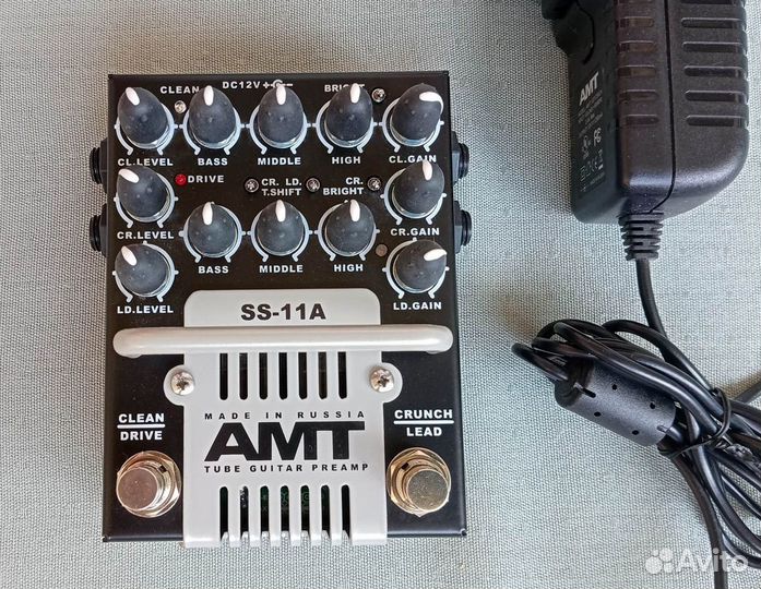 Ламповый Гитарный Преамп AMT SS-11A