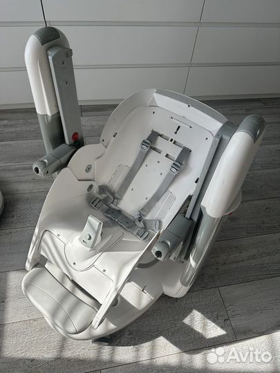 Стульчик для кормления Peg Perego Tatamia