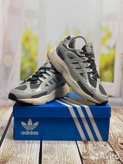 Кроссовки Adidas ozmillen