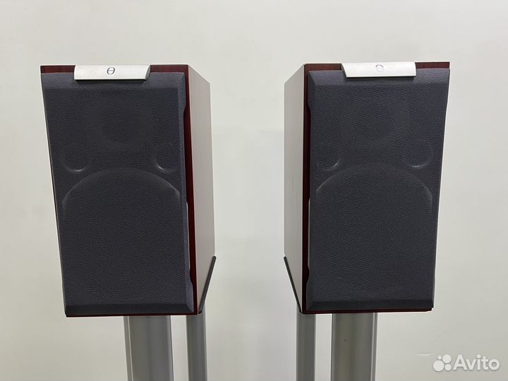 Полочная акустика Audiovector K1