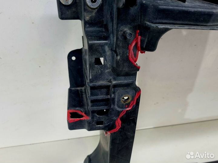 Volkswagen Tiguan (07-16) панель передняя