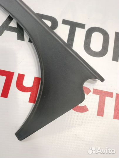 Накладка в салоне передняя левая Land Rover Range