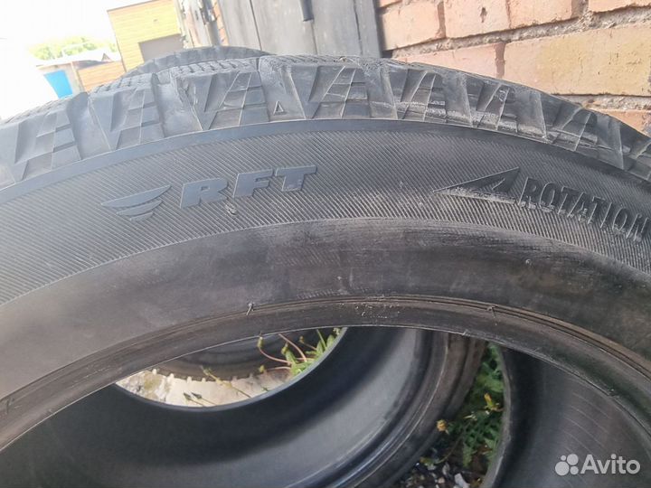 Bridgestone Blizzak RFT 255/50 R19 и 255/50 R19 107Q