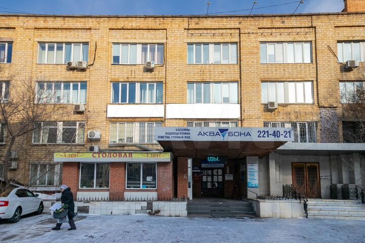 Офисные помещения на 4 этажах, 1545.7 м²