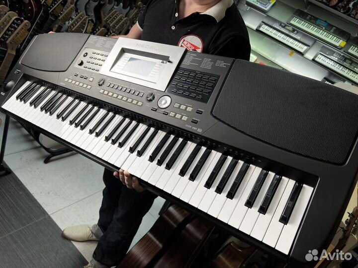 Синтезатор 76 клавиш