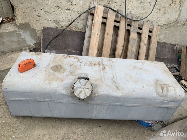 Топливный бак