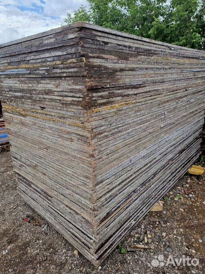 Ламинированная фанера б/у
