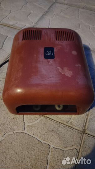 Лампа для ногтей