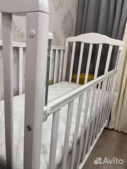 Детская кроватка
