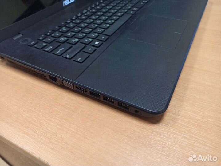 Ноутбук Asus x751m