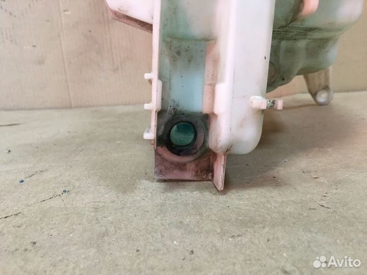 Бачок омывателя Toyota Estima ACR40