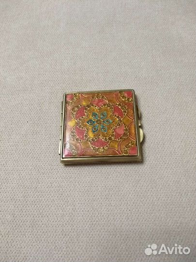 Зеркало карманное со вставкой латунное