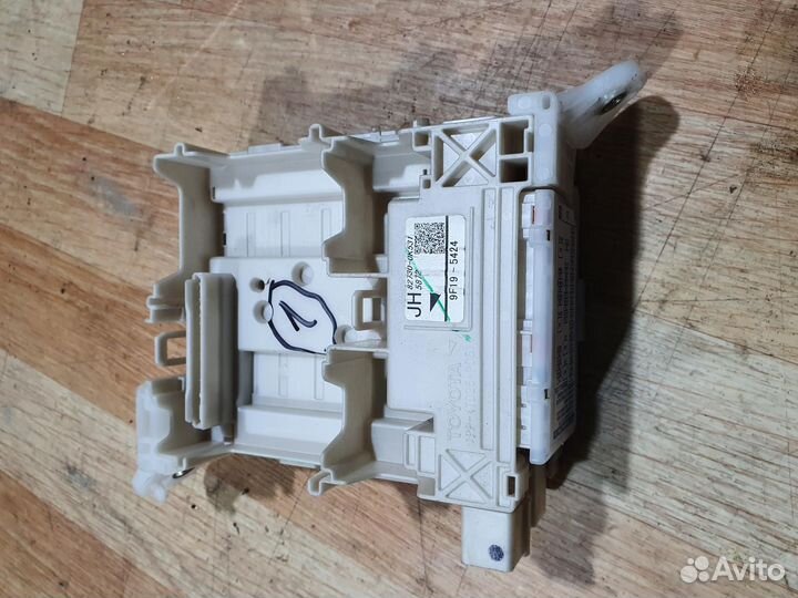 Блок предохранителей салона 82730-0K531 G8 toyota