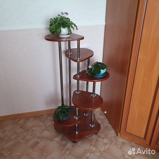 Подставка для цветов напольная