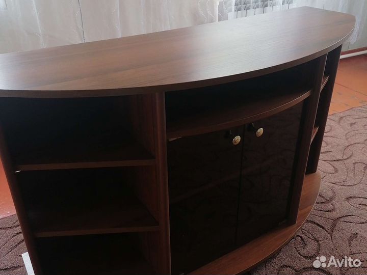 Тумба под тв