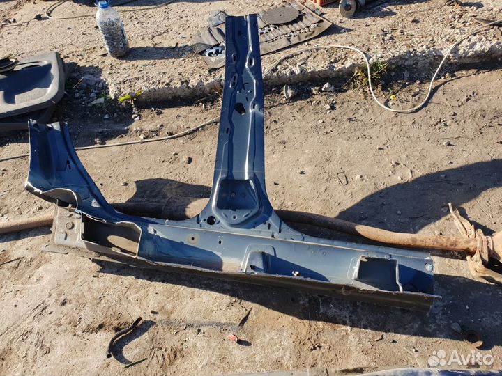 Порог со стойкой левый ford focus 3 форд фокус фф3