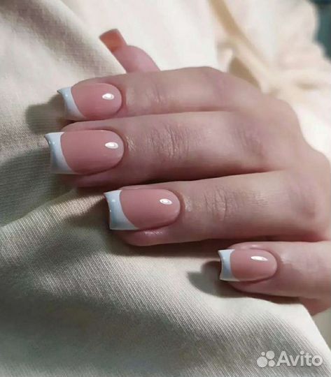 Маникюр и педикюр