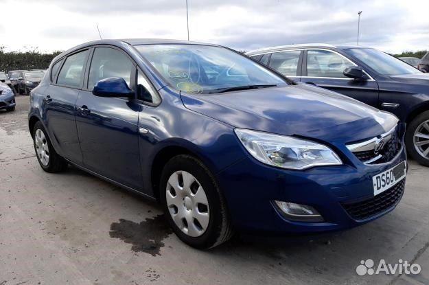 Кузов на запчасти Opel Astra J