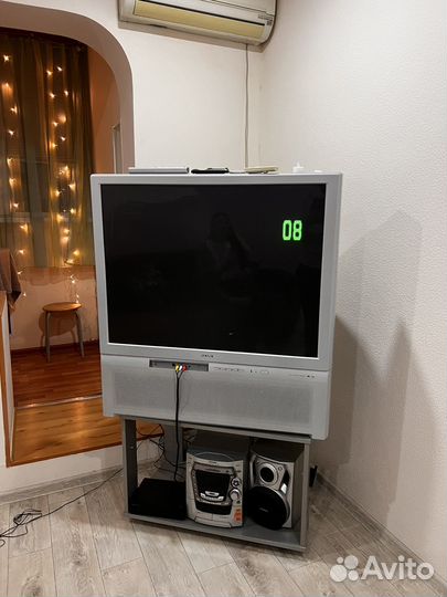 Продаю телевизор sony