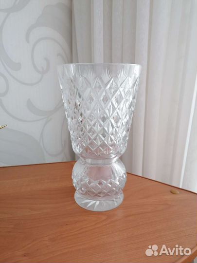 Вазы хрустальные