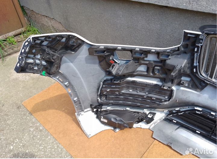 Volvo XC90 II 2015-2019 передний бампер