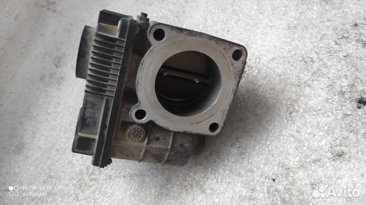 Дроссельная заслонка Nissan Almera N16