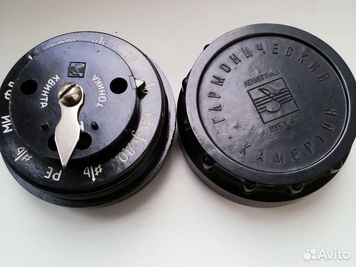 Гармонический камертон