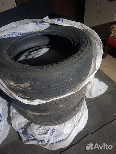 Kumho Road Venture ST KL11 225/60 R17