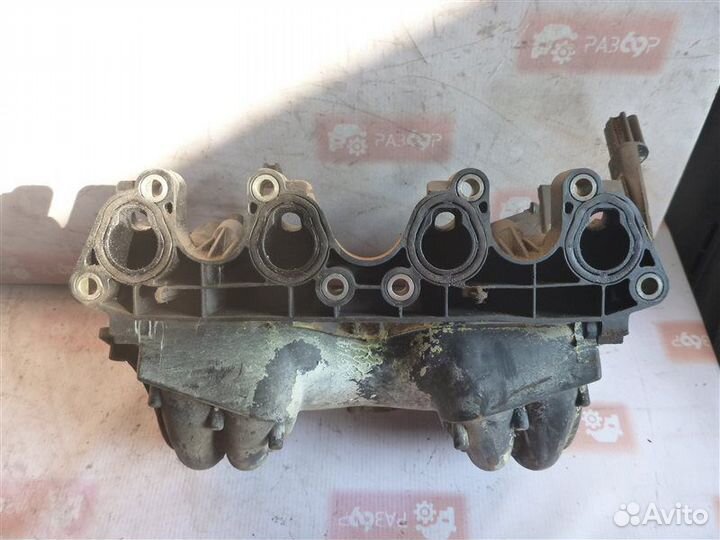 Коллектор впускной Volkswagen Polo 6N1 AEX 1997