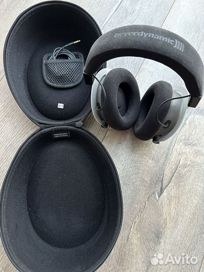 Беспроводные наушники beyerdynamic amiron