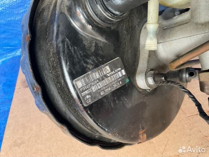 Главный тормозной цилиндр Volvo S80 P2 2 2002