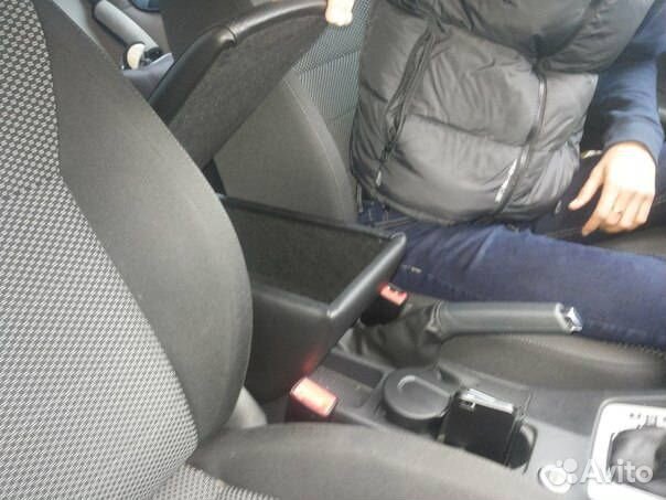 Подлокотник для Skoda Oktavia A7 /Шкода Октавия А7