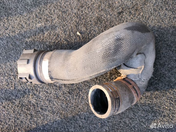 Патрубок охлаждения audi S5 A5 8t 4.2 CAU