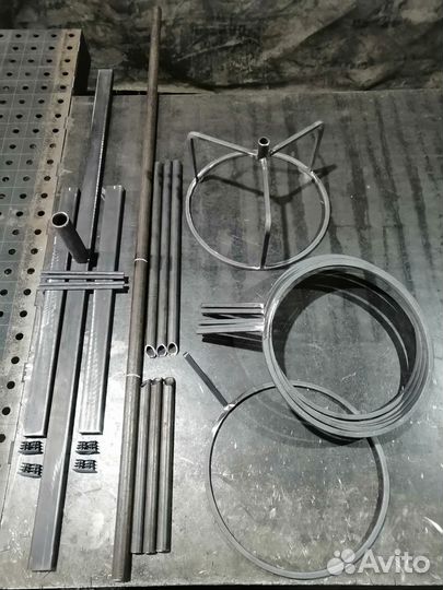 Каркас дерева для петуний