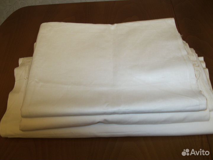 Материал белый