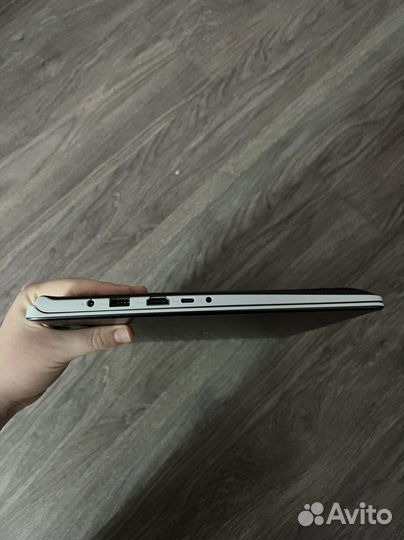 Ноутбуе asus vivobook s15