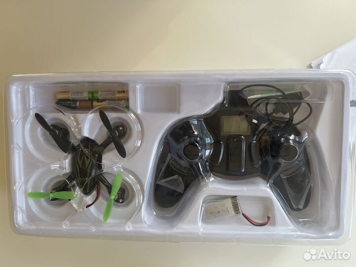 Квадрокоптер HUbsan x4