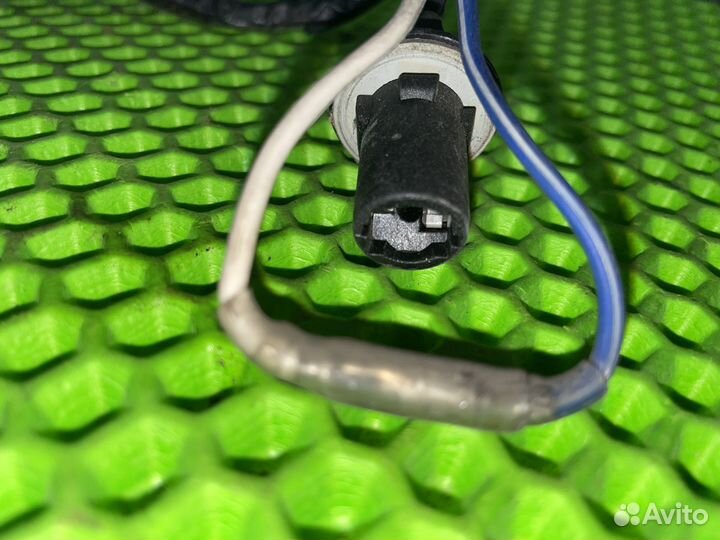 Проводка передней левой фары Cadillac Escalade GMT