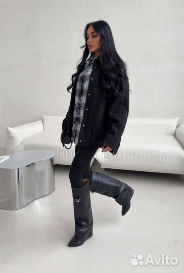 Бомбер женский оверсайз