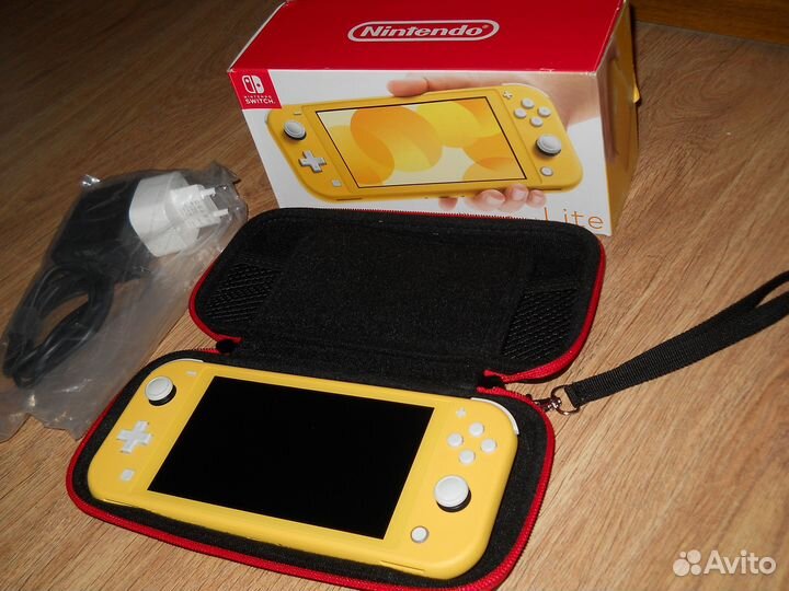 Nintendo Switch Lite (256 Гб) (Чип Прошитая)