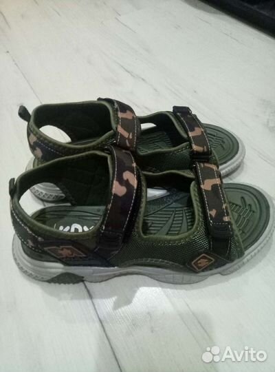 Сандали новые 36рр