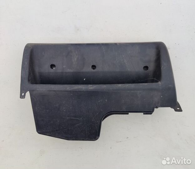 Бардачок (вещевой ящик) volkswagen golf 3