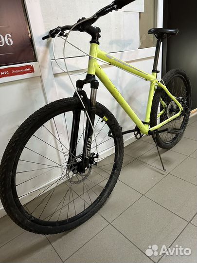 Горный велосипед Forward Sporting 2.2 Disc 27,5