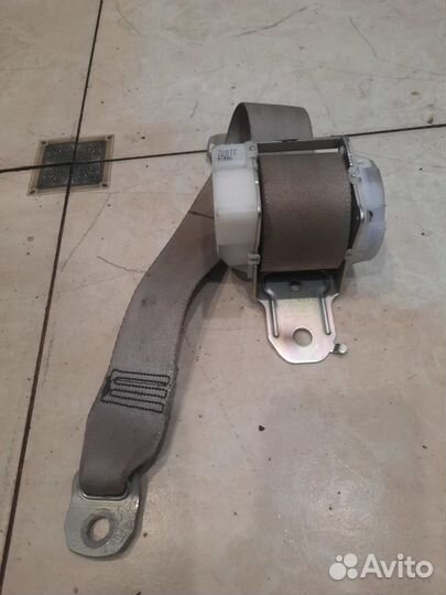 Ремень безопасности задний правый Toyota Camry 40
