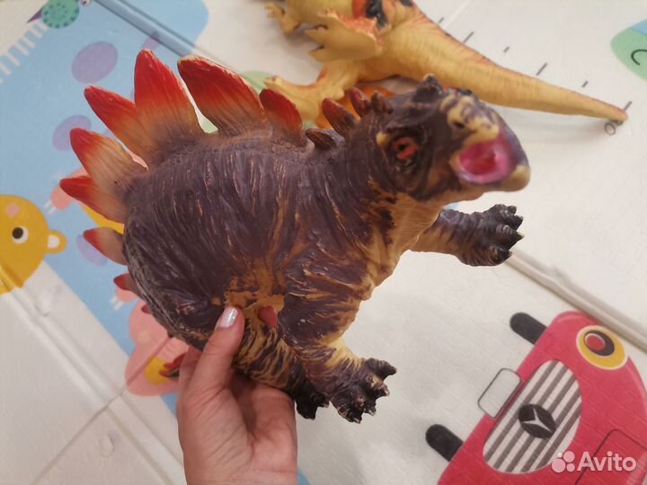 Игрушки динозавры