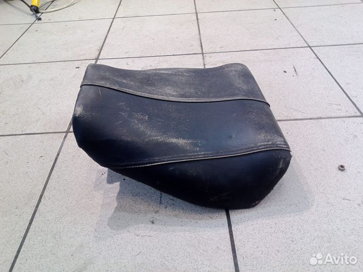Сиденье водительское Suzuki GSX-R 1100P 1992