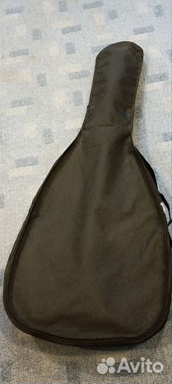 Акустическая гитара