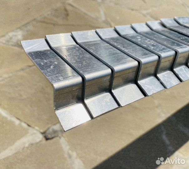 Редан продольный для лодок